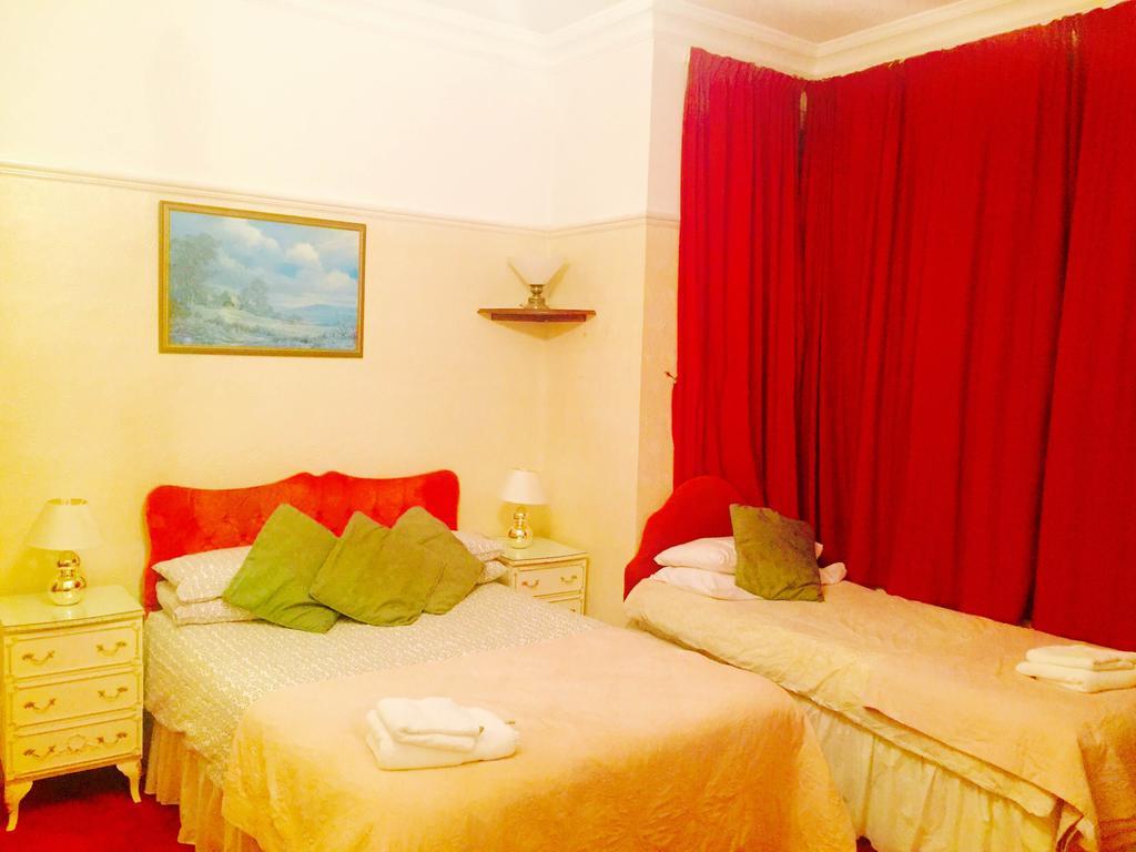 Southend Inn Hotel - Close To Beach, Train Station & Southend Airport Δωμάτιο φωτογραφία